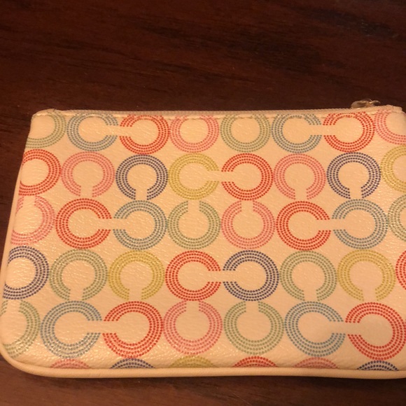 Coach Signature Waverly Op Art Multi C Zip Wristlet White Rainbow - Picture 3 of 5